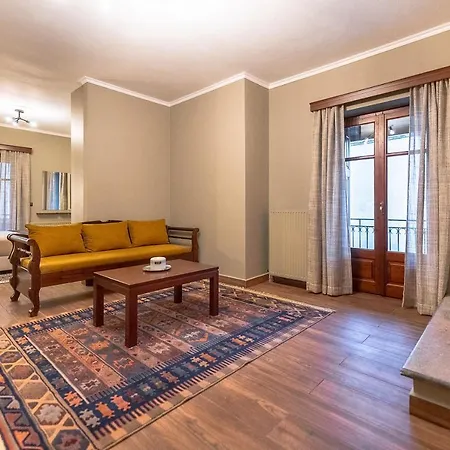 Πανσιόν Ef Zin Αράχωβα