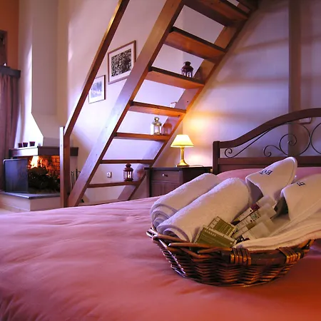 Πανσιόν Ef Zin