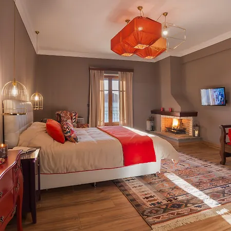 Ef Zin Πανσιόν 4*