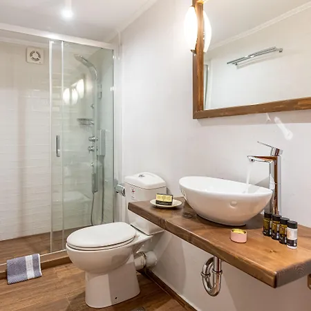 Ef Zin Πανσιόν Αράχωβα