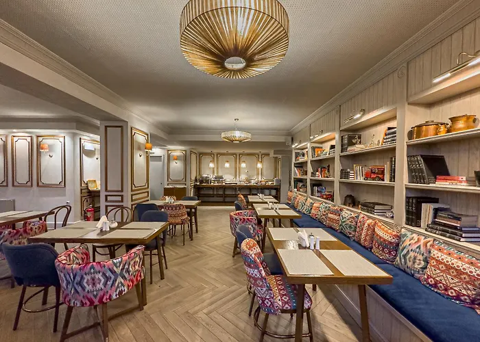 Guest house Ef Zin 4*