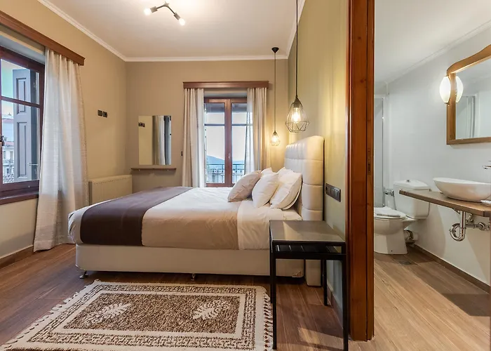 Ef Zin Guest house 4*